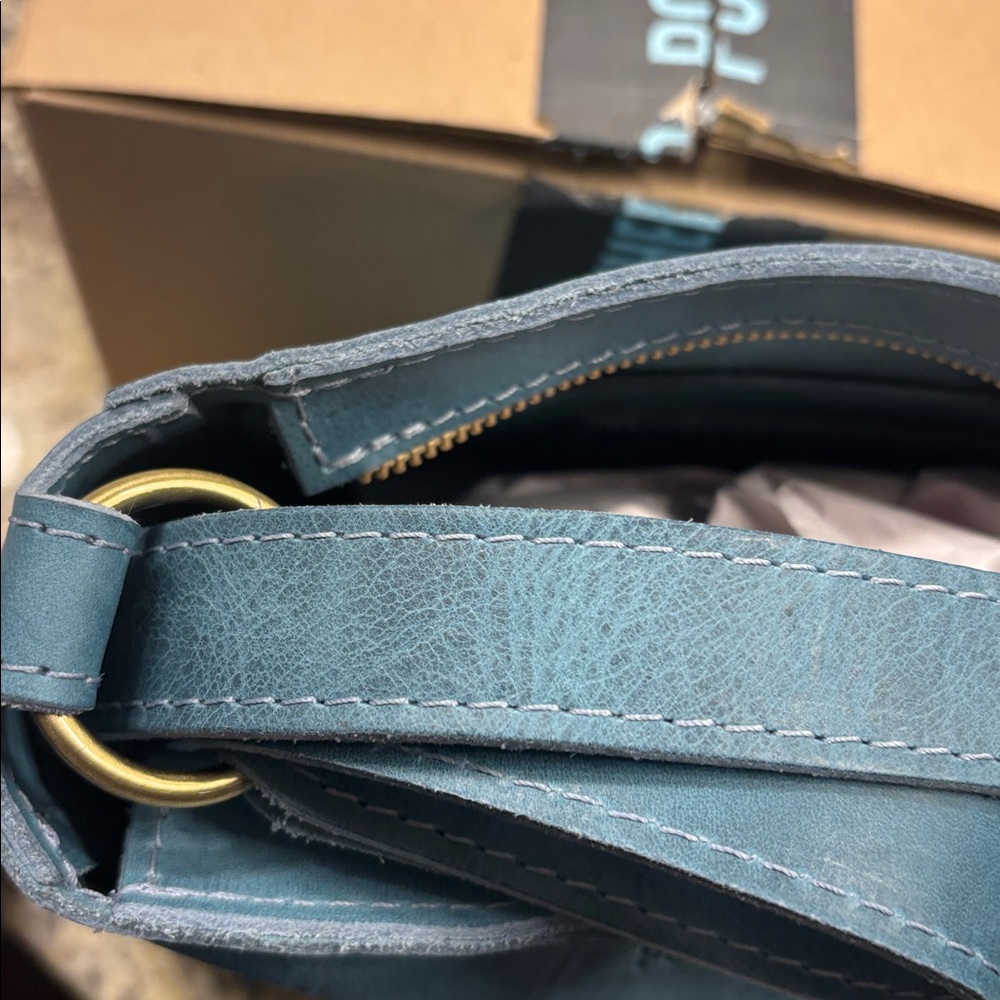 New Aqua Triangle bag by Portland Leather, NWT - Picture 12 of 16